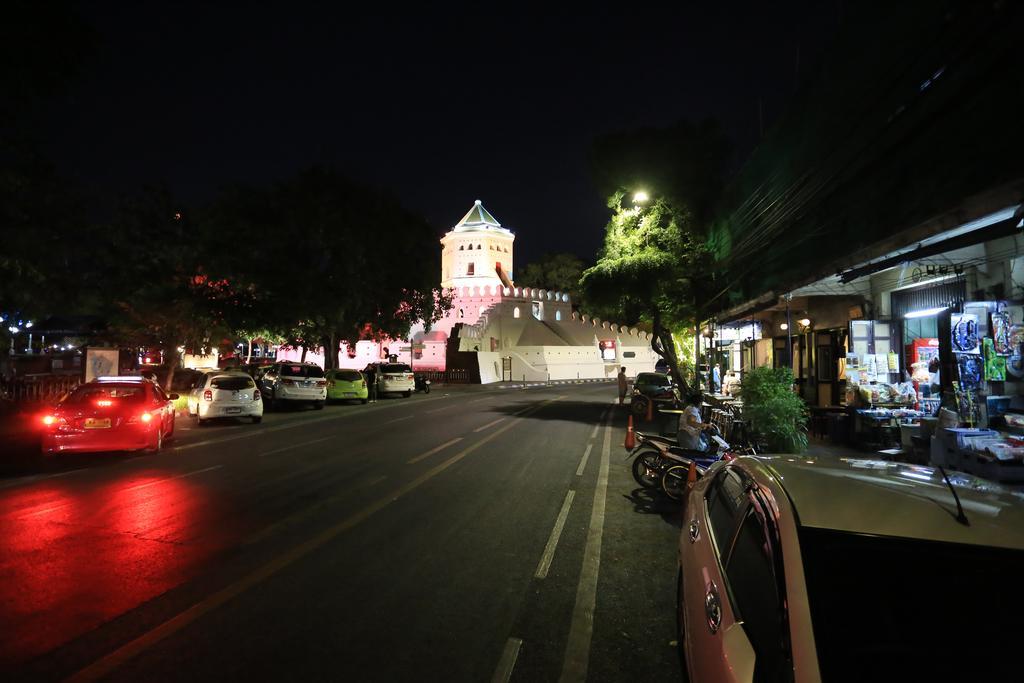 曼谷 撒拉之家旅馆酒店 外观 照片